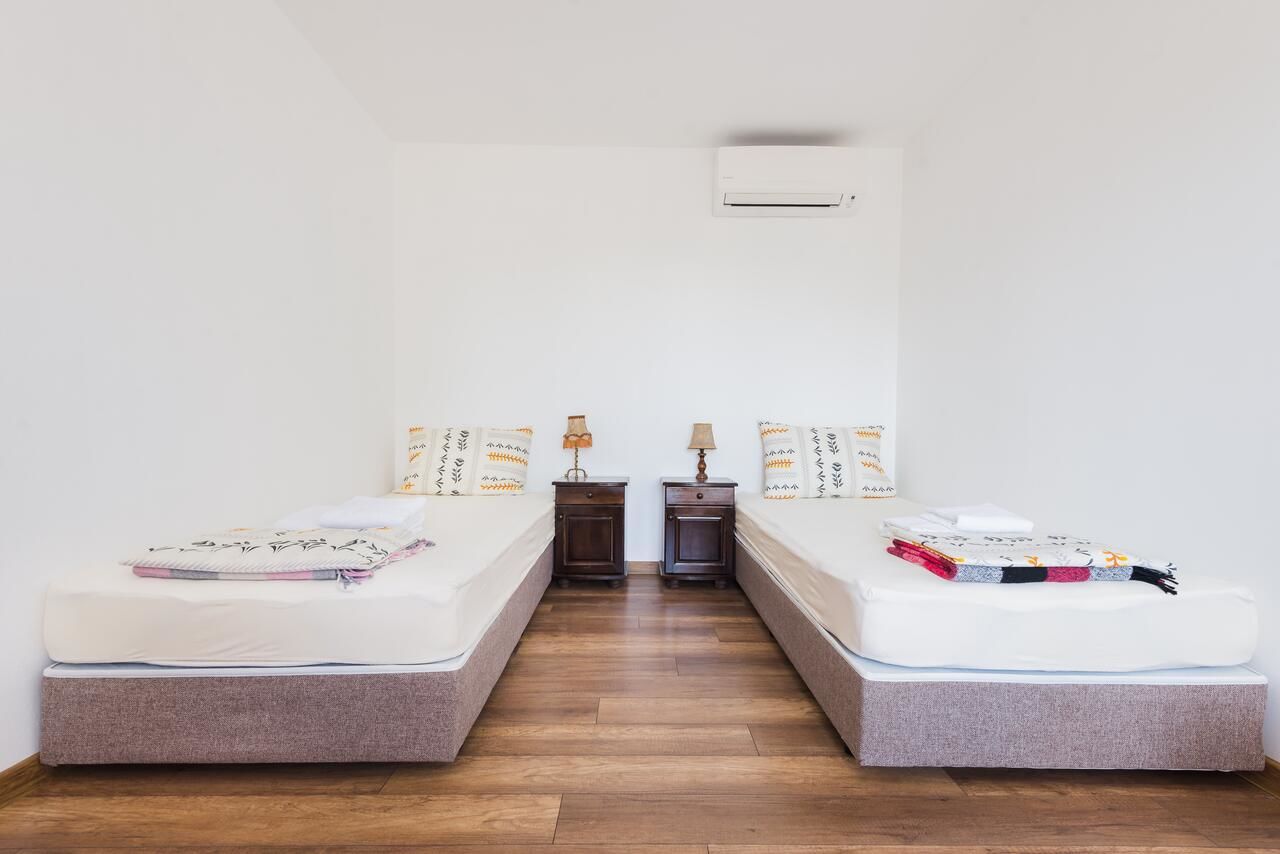 Дома для отпуска Guest House Hristova Kashta - Христова Къща Cherni Vrŭkh