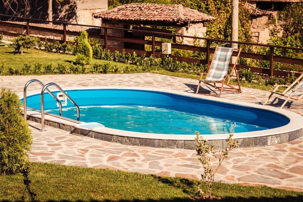 Дома для отпуска Guest House Hristova Kashta - Христова Къща Cherni Vrŭkh