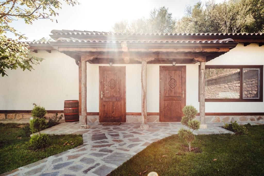 Дома для отпуска Guest House Hristova Kashta - Христова Къща Cherni Vrŭkh
