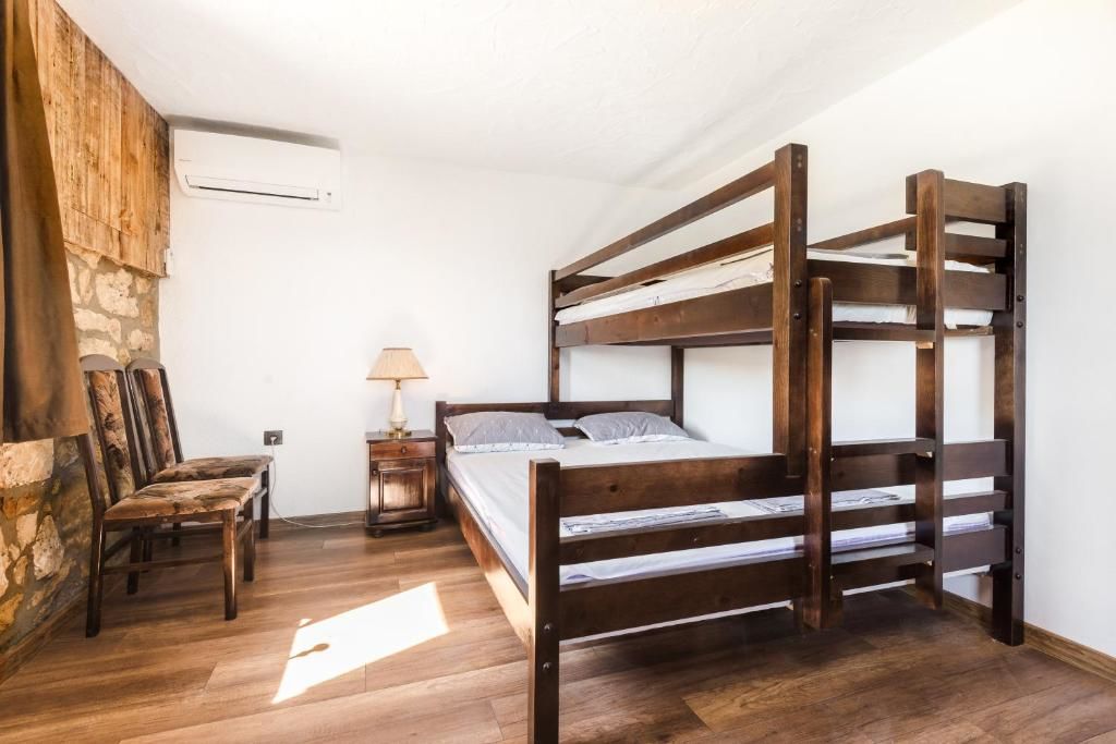 Дома для отпуска Guest House Hristova Kashta - Христова Къща Cherni Vrŭkh